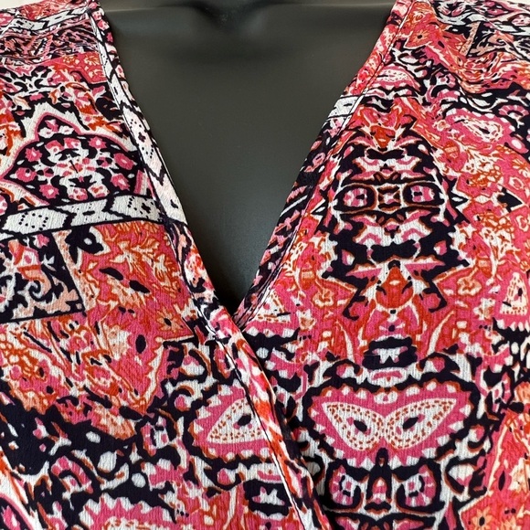 Band Of Gypsies Women's Sz S One Piece Romper Long Sleeve V Neck Lined Polyester - Picture 5 of 6